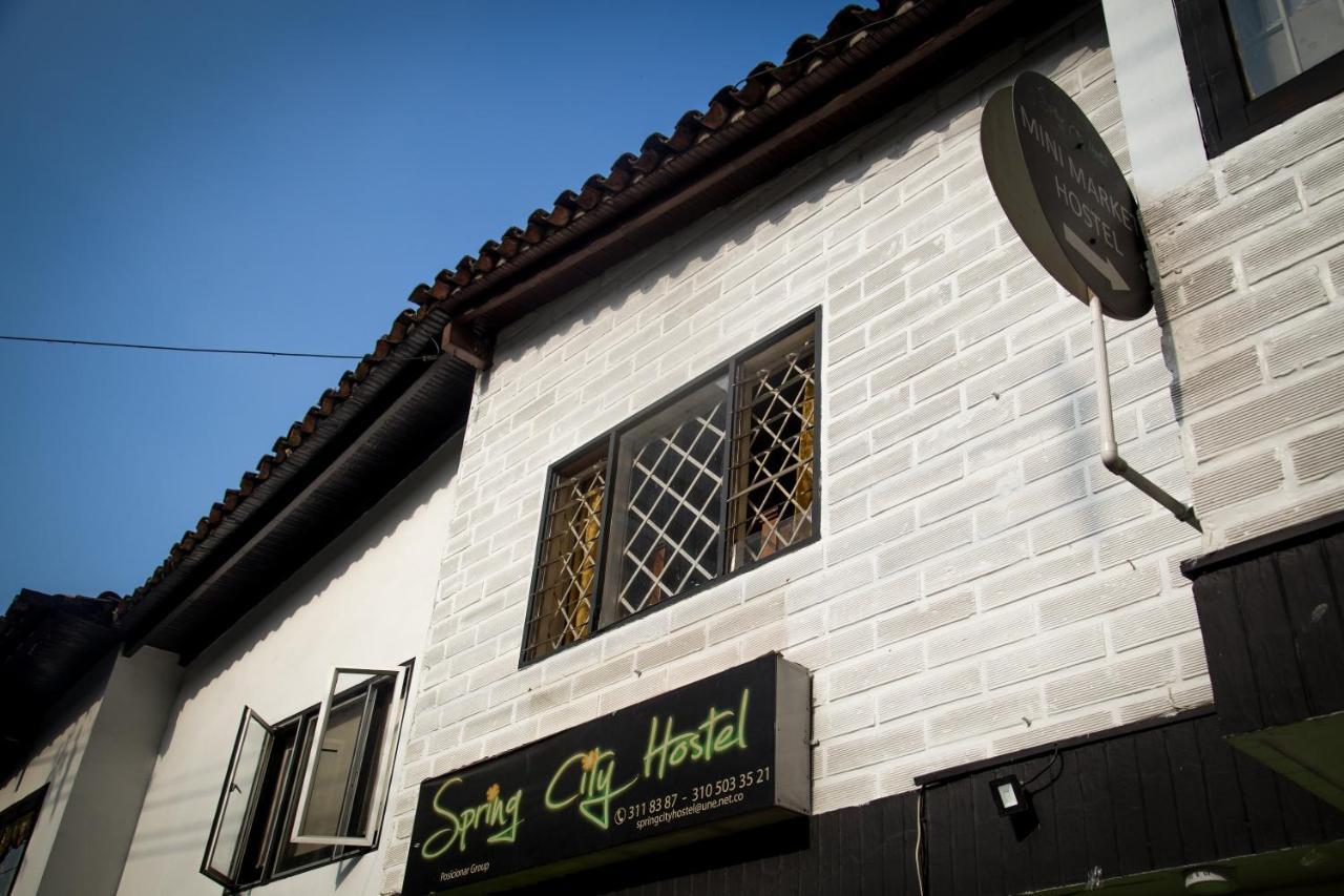Hostel Spring City Медельин Экстерьер фото