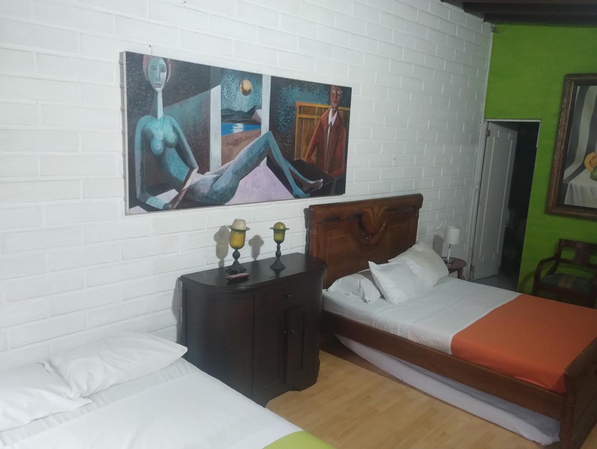 Hostel Spring City Медельин Экстерьер фото